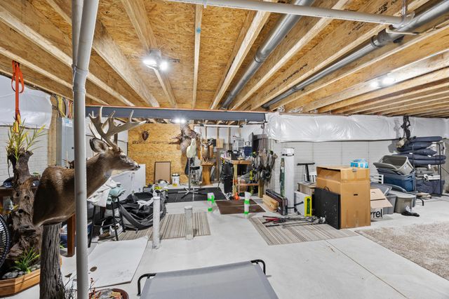 513 Heidish Drive, Commercial Point, OH 43116