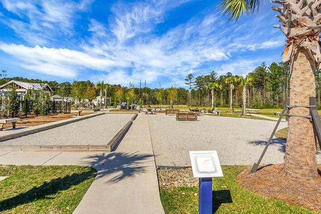 402 Eastern Pine Drive, Summerville, SC 29486