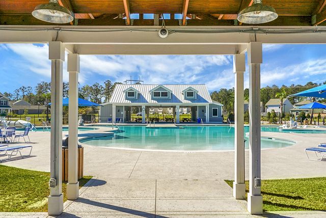 402 Eastern Pine Drive, Summerville, SC 29486
