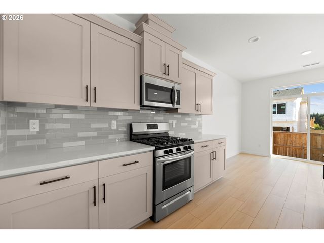 2950 S Rowan St 1, Cornelius, OR 97113