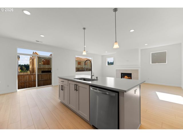 2950 S Rowan St 1, Cornelius, OR 97113