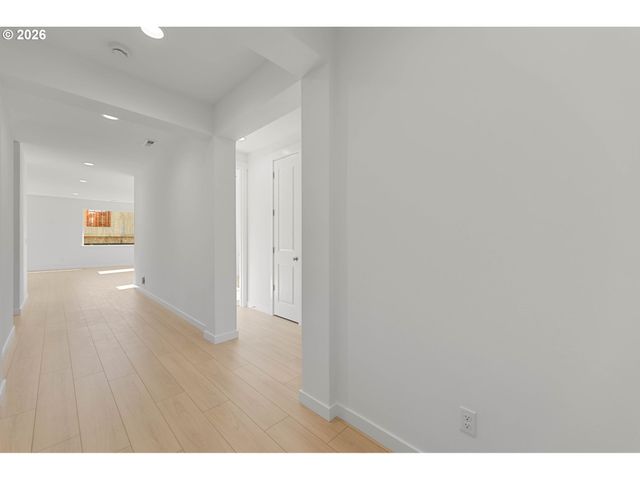 2950 S Rowan St 1, Cornelius, OR 97113