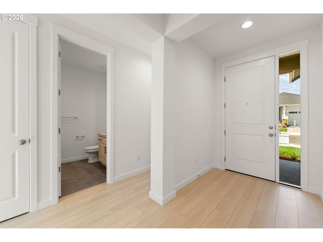 2950 S Rowan St 1, Cornelius, OR 97113