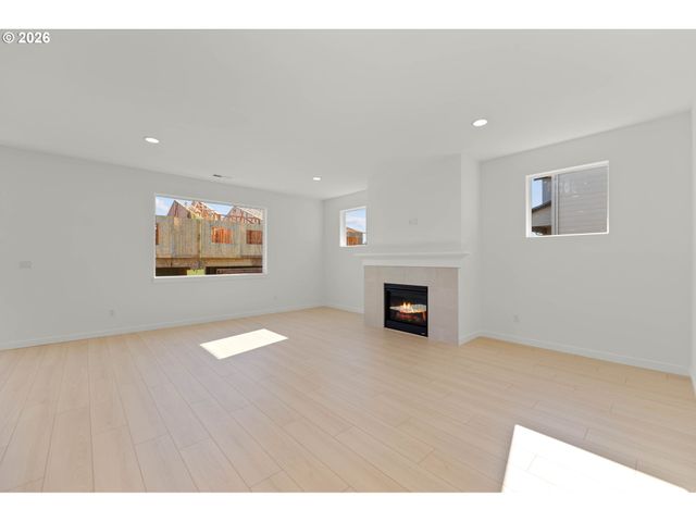 2950 S Rowan St 1, Cornelius, OR 97113