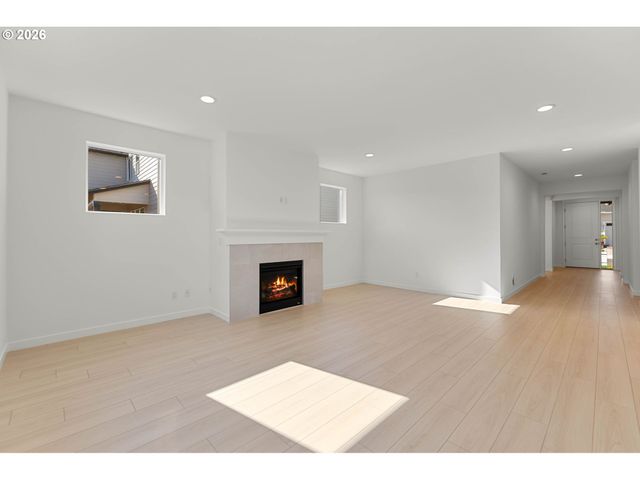 2950 S Rowan St 1, Cornelius, OR 97113