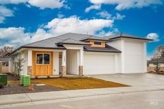 7838 W Flathead Lake St, Eagle, ID 83616