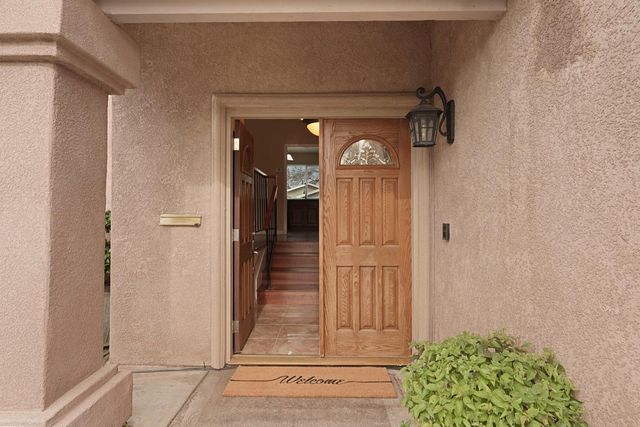 701 Erie Dr, Stockton, CA 95210