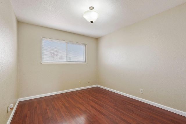 701 Erie Dr, Stockton, CA 95210