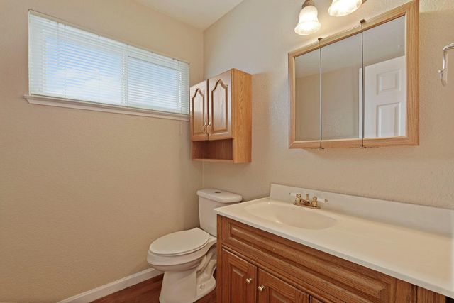 701 Erie Dr, Stockton, CA 95210