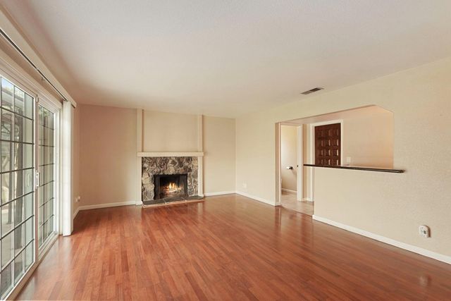 701 Erie Dr, Stockton, CA 95210