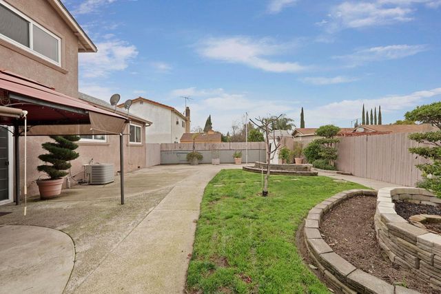 701 Erie Dr, Stockton, CA 95210