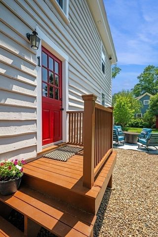 1 Red Frank Ln, Marblehead, MA 01945