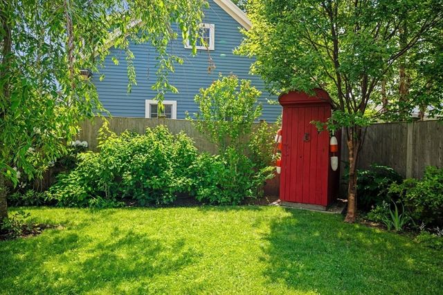 1 Red Frank Ln, Marblehead, MA 01945
