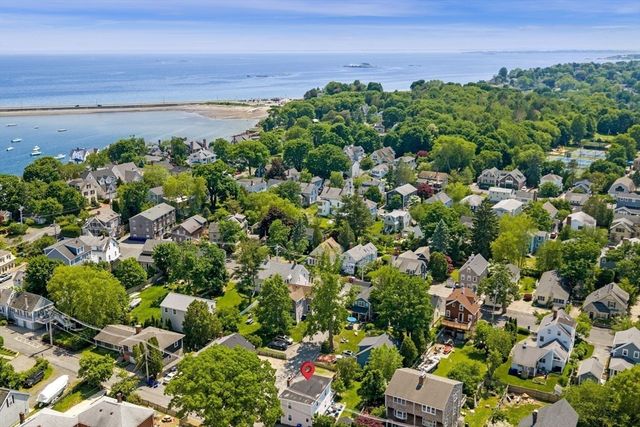 1 Red Frank Ln, Marblehead, MA 01945
