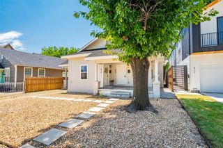 810 10TH Street, Dallas, TX 75208