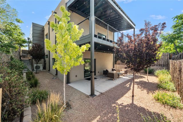340 Rosario Hill, Santa Fe, NM 87501