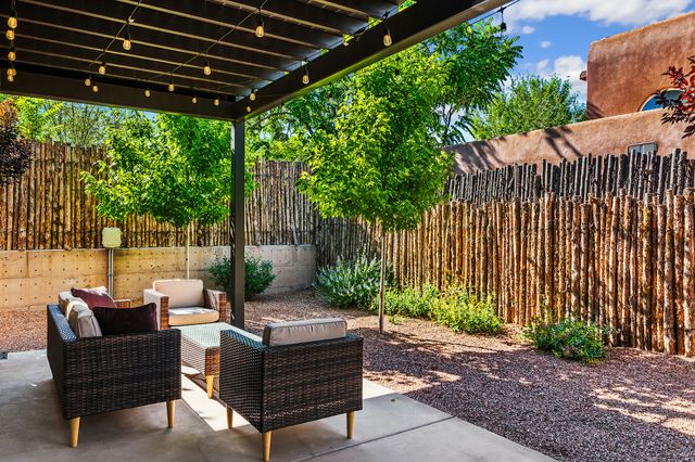 340 Rosario Hill, Santa Fe, NM 87501