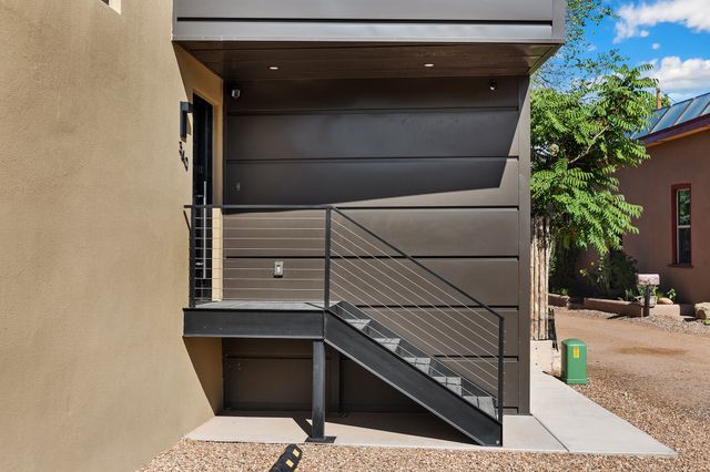 340 Rosario Hill, Santa Fe, NM 87501