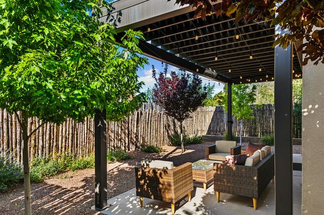 340 Rosario Hill, Santa Fe, NM 87501