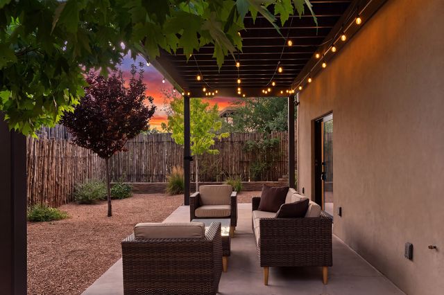 340 Rosario Hill, Santa Fe, NM 87501