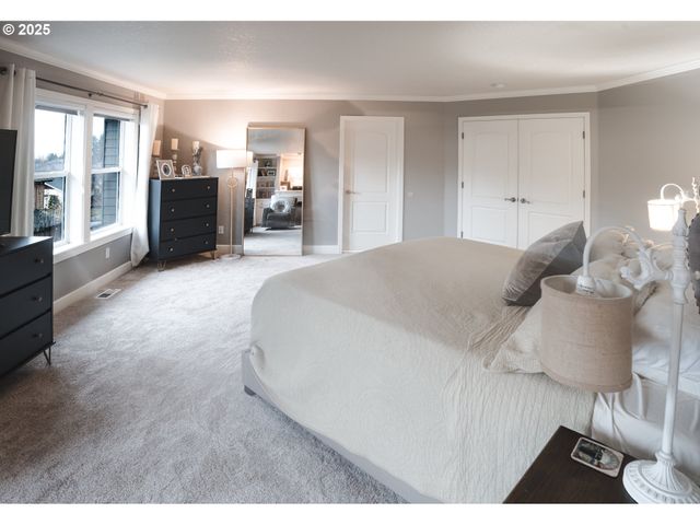 14764 Se WALLOWA Way, Happy Valley, OR 97086