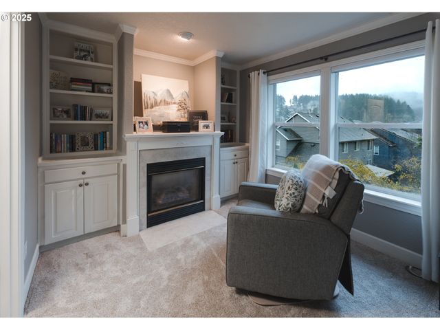 14764 Se WALLOWA Way, Happy Valley, OR 97086