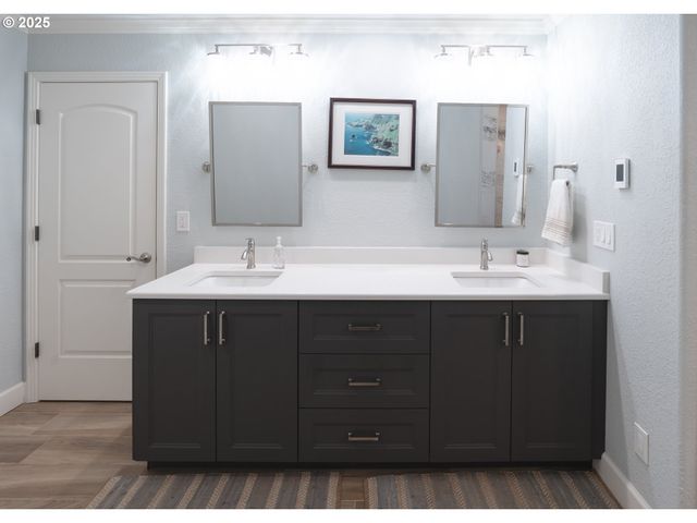 14764 Se WALLOWA Way, Happy Valley, OR 97086