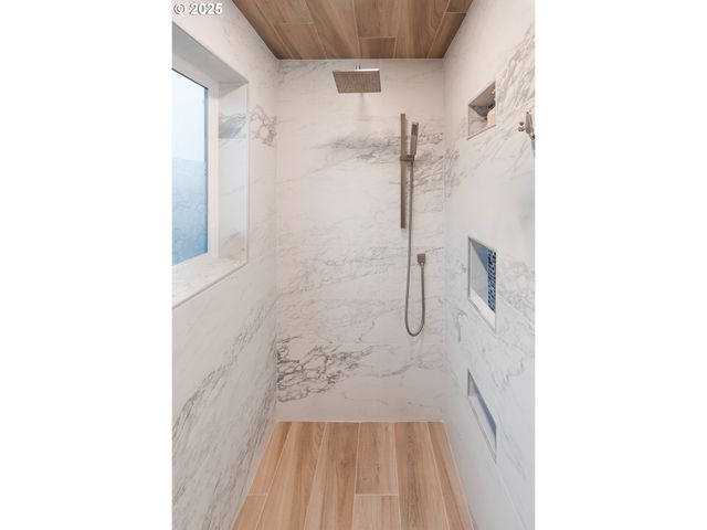 14764 Se WALLOWA Way, Happy Valley, OR 97086