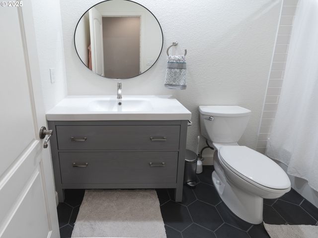 14764 Se WALLOWA Way, Happy Valley, OR 97086