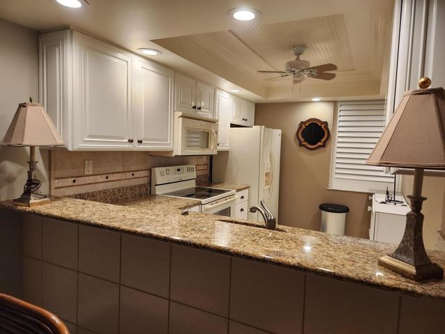 1950 SW Palm City Road 13-102, Stuart, FL 34994