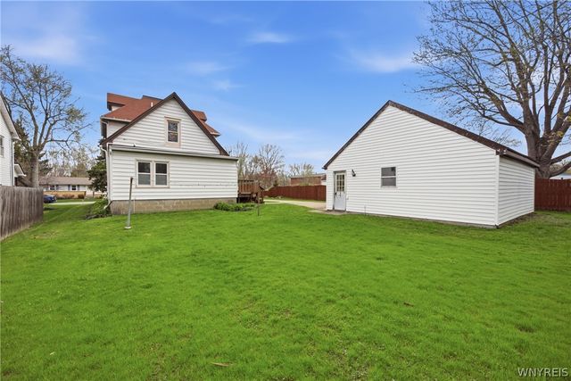 4029 Lincoln Avenue, Hamburg, NY 14075
