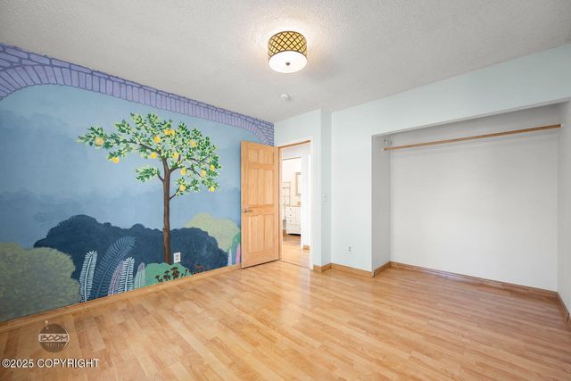 3135 Draco Drive, Anchorage, AK 99502