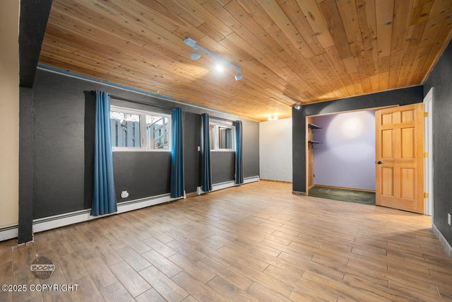 3135 Draco Drive, Anchorage, AK 99502