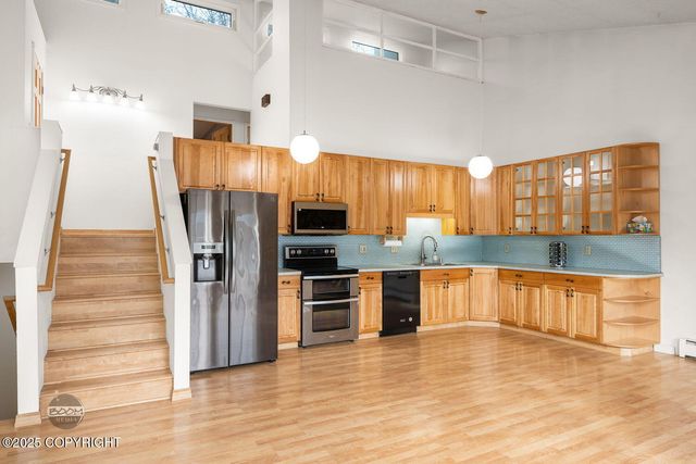 3135 Draco Drive, Anchorage, AK 99502