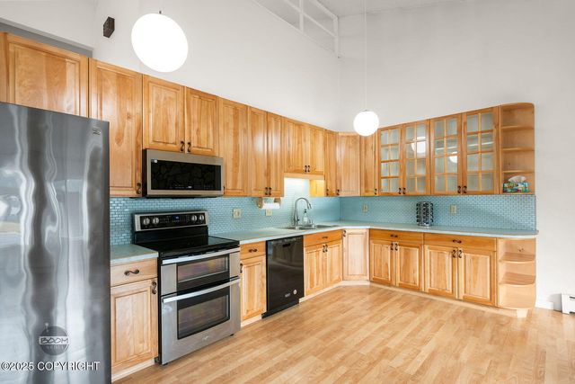 3135 Draco Drive, Anchorage, AK 99502