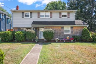 2 Hill Street, Hazlet, NJ 07730