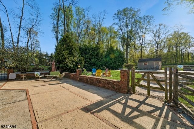 13 Skyline Dr, Warren Twp., NJ 07059