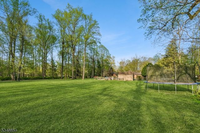 13 Skyline Dr, Warren Twp., NJ 07059