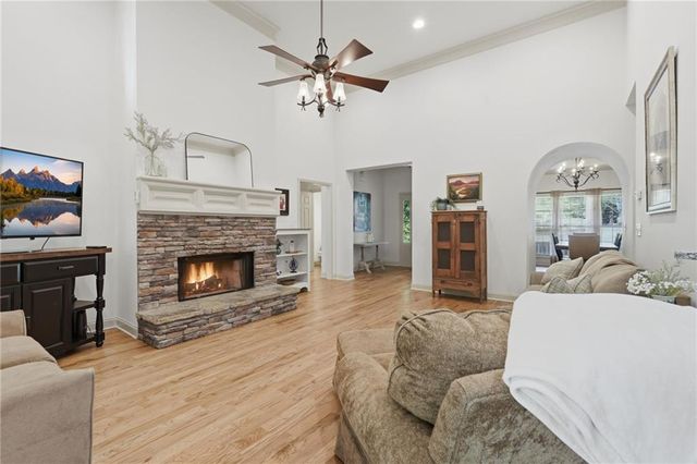 5402 Monarch Drive, Gainesville, GA 30506