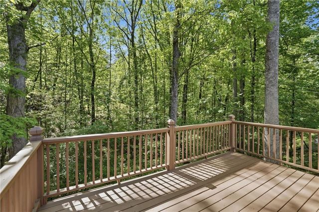 5402 Monarch Drive, Gainesville, GA 30506