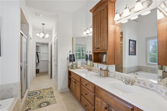 5402 Monarch Drive, Gainesville, GA 30506