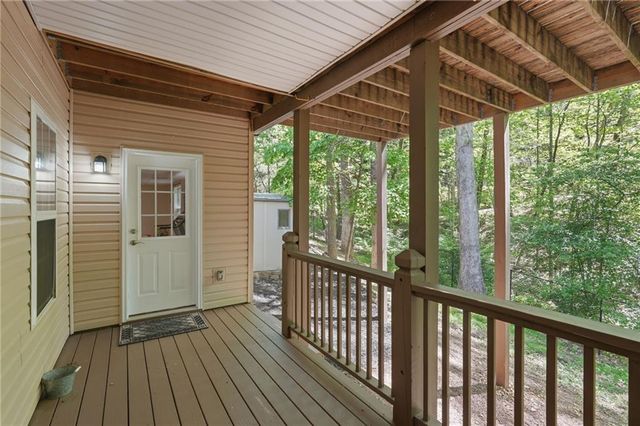 5402 Monarch Drive, Gainesville, GA 30506