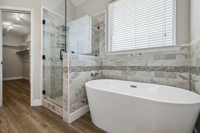 804 Summit Pointe, Lewisville, TX 75077