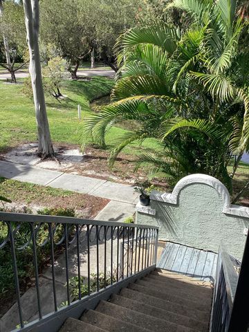 1000 Crystal Way L, Delray Beach, FL 33444