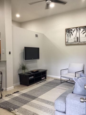 1000 Crystal Way L, Delray Beach, FL 33444