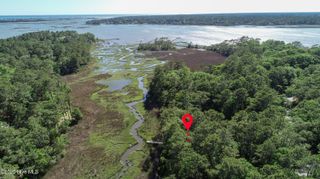 2933 Island Drive, Bolivia, NC 28422