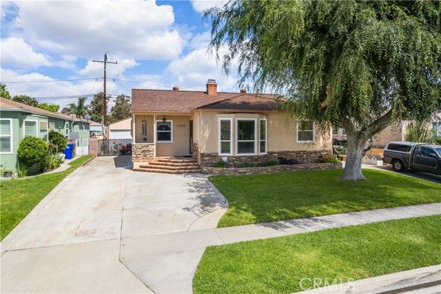 11203 Dunning, Santa Fe Springs, CA 90670