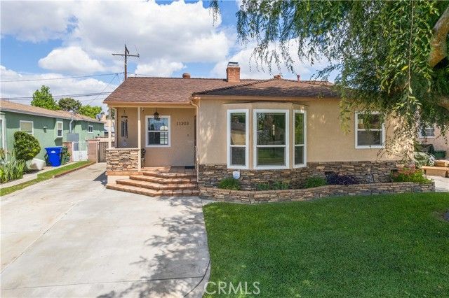 11203 Dunning, Santa Fe Springs, CA 90670