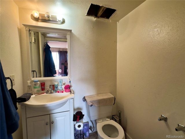 8450 Decatur St 104, Westminster, CO 80031