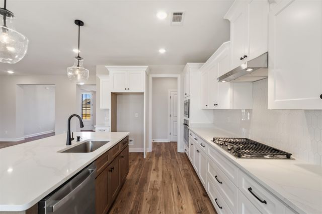 5296 THUNDER BOLT CV, Lakeland, TN 38002